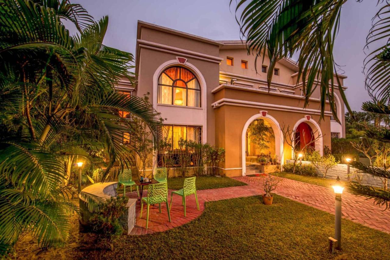 Taruchaya By Veo - Part Of Stayvista Raichak Extérieur photo